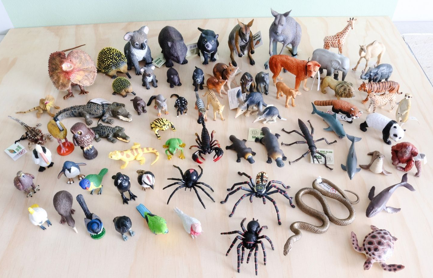 Science and Nature Animal Figurines